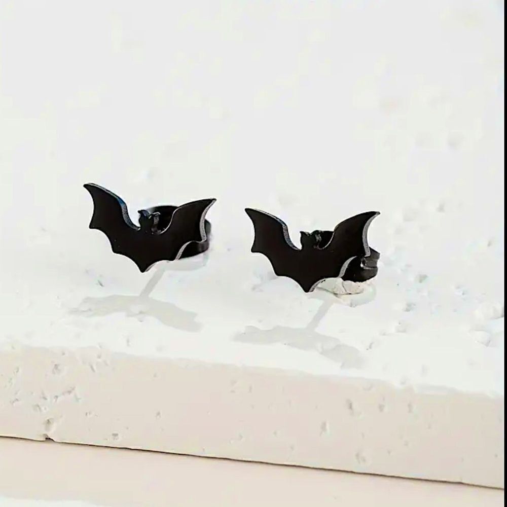 Black Mini bat earring studs - Picture 2 of 4